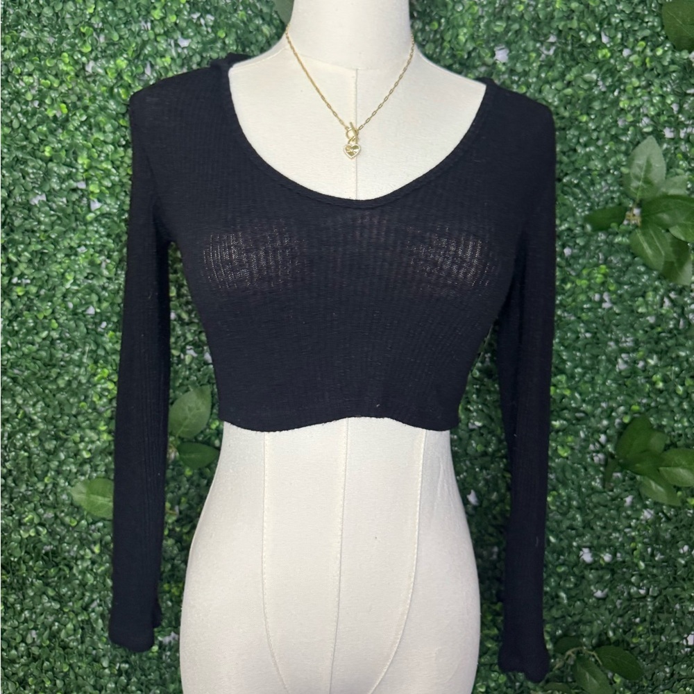 Black Ribbed Long Sleeve Crop Top with Hood
